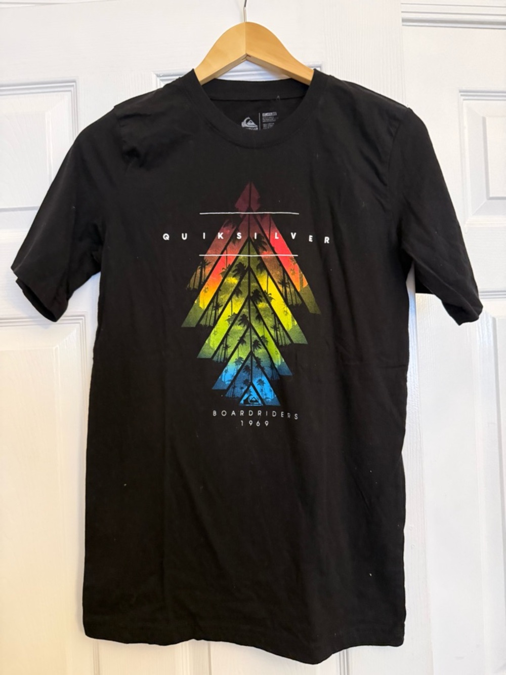 Quiksilver Black Tee with Rainbow Chevron Graphic